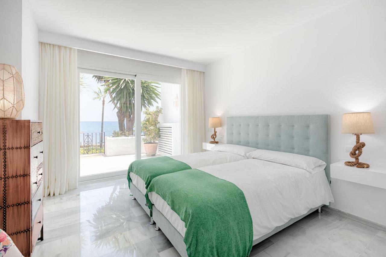 Hanami Alcazaba Beach Front Sea View Estepona Exteriör bild