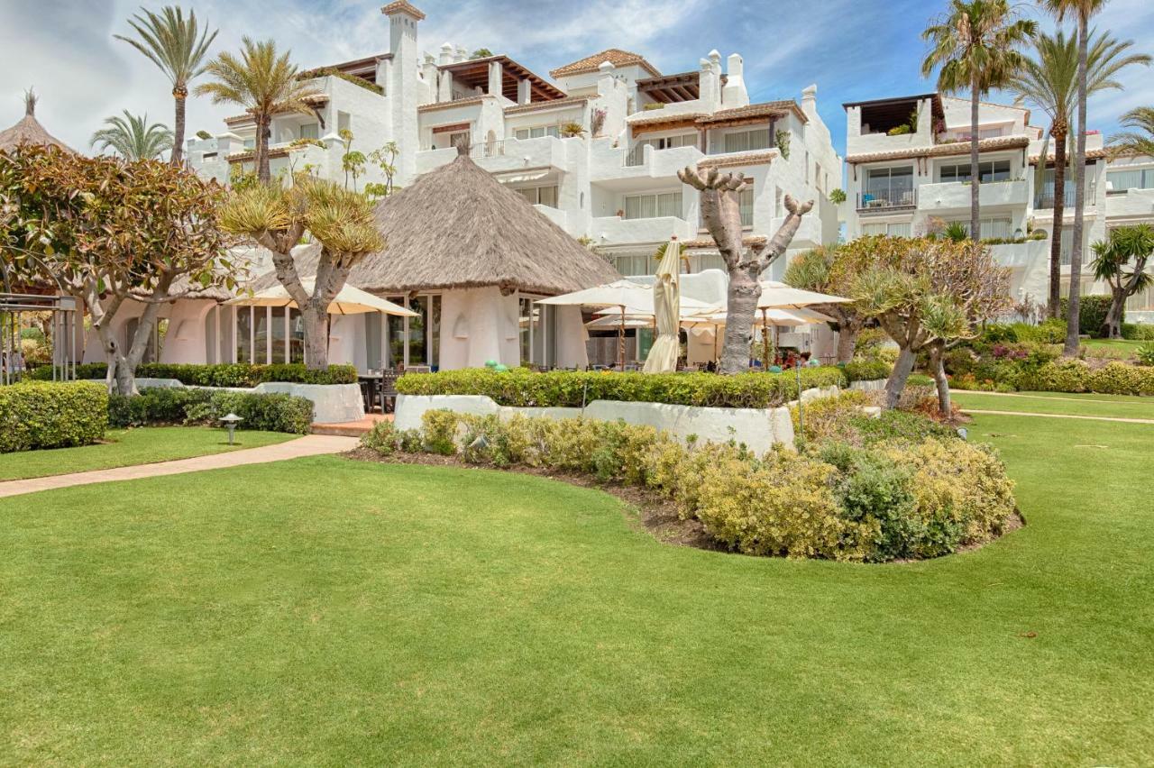 Hanami Alcazaba Beach Front Sea View Estepona Exteriör bild